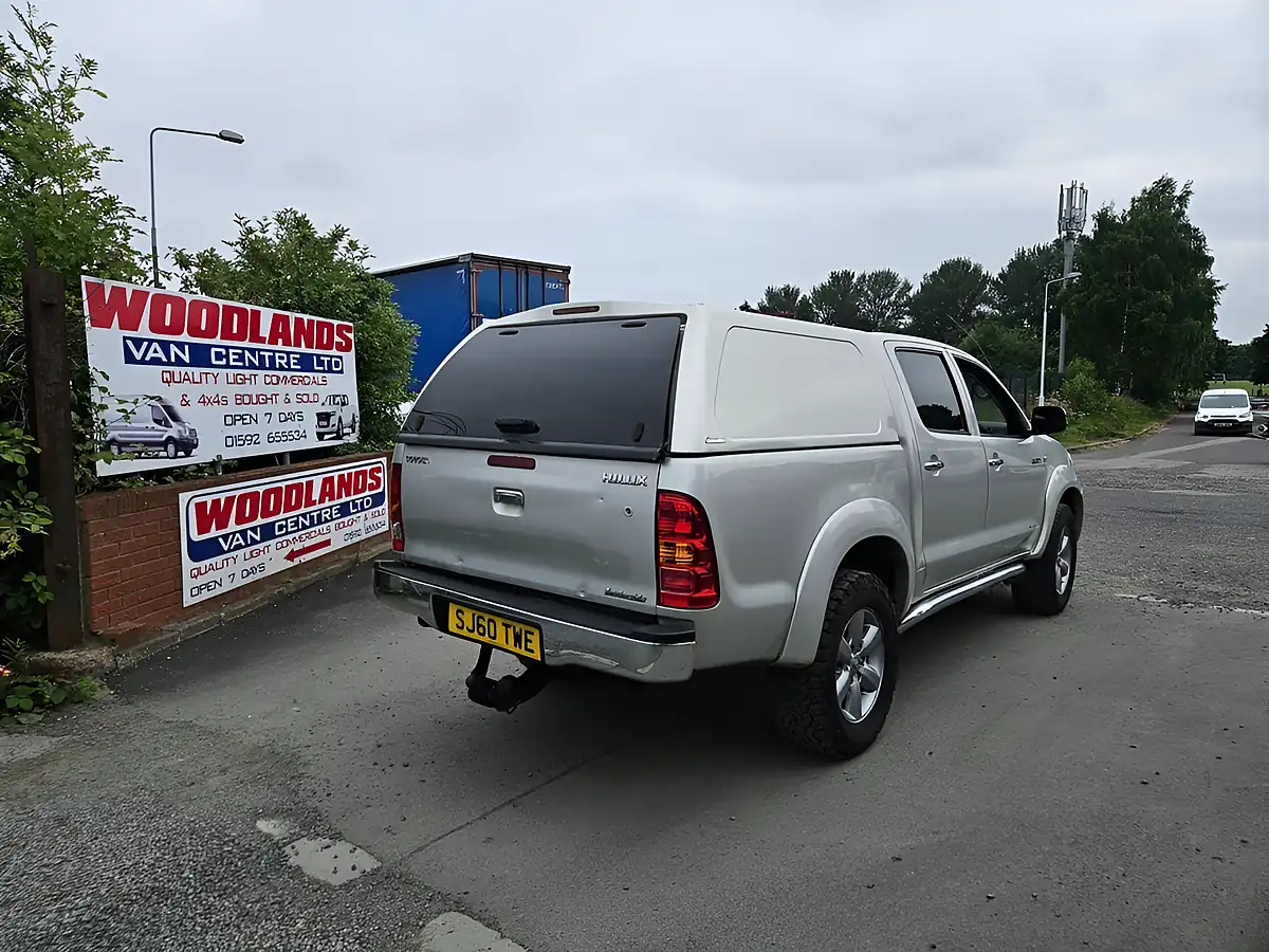 Used 2010 Toyota Hilux Invincible Silver - Interior and Exterior details 8