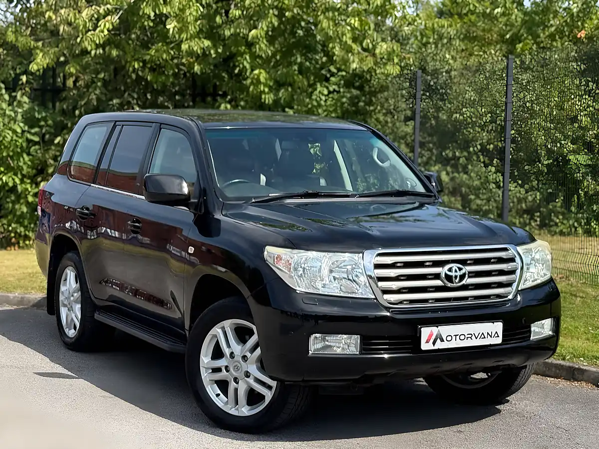 Used 2010 Toyota Land Cruiser Black - Interior and Exterior details 2
