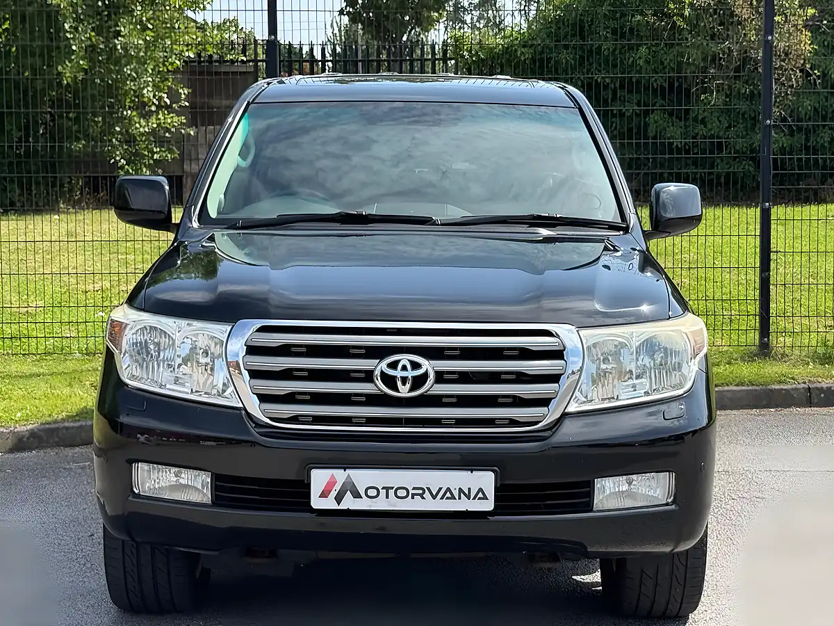 Used 2010 Toyota Land Cruiser Black - Interior and Exterior details 3