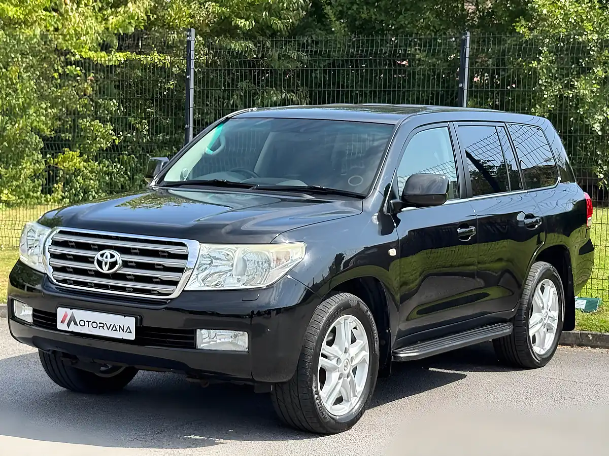 Used 2010 Toyota Land Cruiser Black - Interior and Exterior details 6
