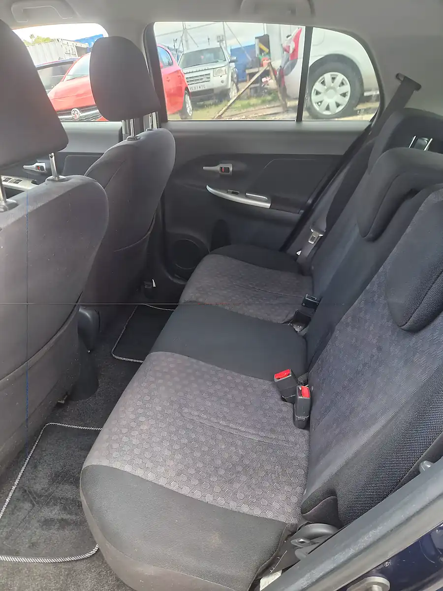 Used 2010 Toyota Urban Cruiser 5dr 2WD Blue - Interior and Exterior details 11