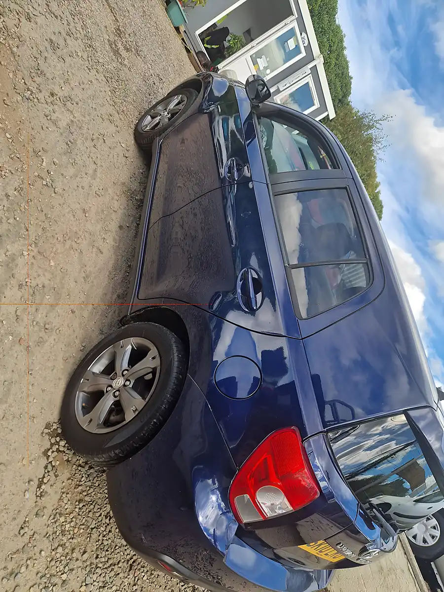 Used 2010 Toyota Urban Cruiser 5dr 2WD Blue - Interior and Exterior details 16