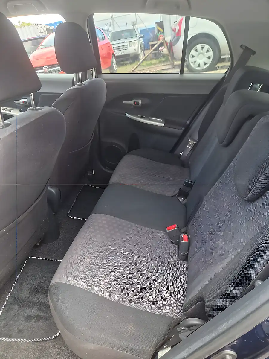 Used 2010 Toyota Urban Cruiser 5dr 2WD Blue - Interior and Exterior details 19