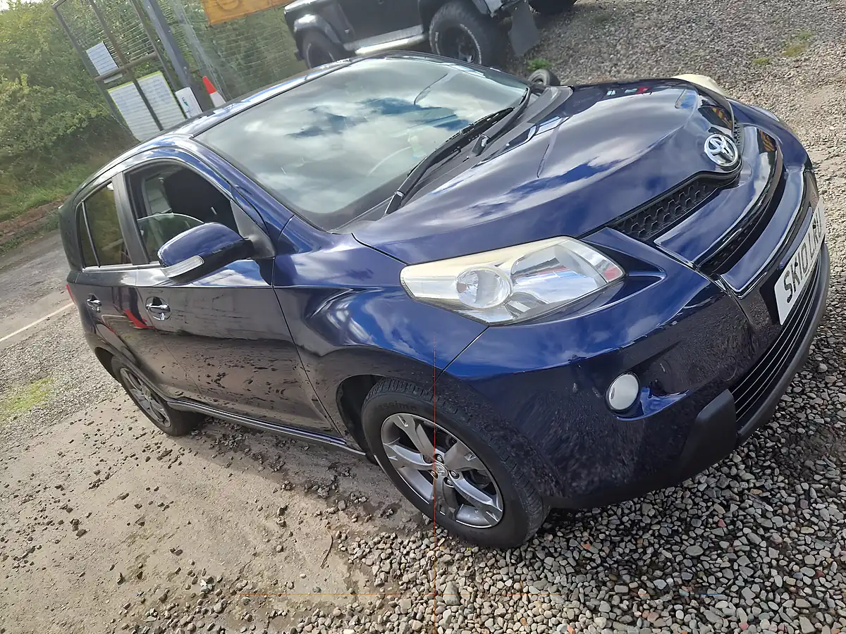Used 2010 Toyota Urban Cruiser 5dr 2WD Blue - Interior and Exterior details 4