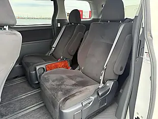 Used 2010 Toyota Vellfire Z Platinum Selection (7 Seater) White - Interior and Exterior details 15