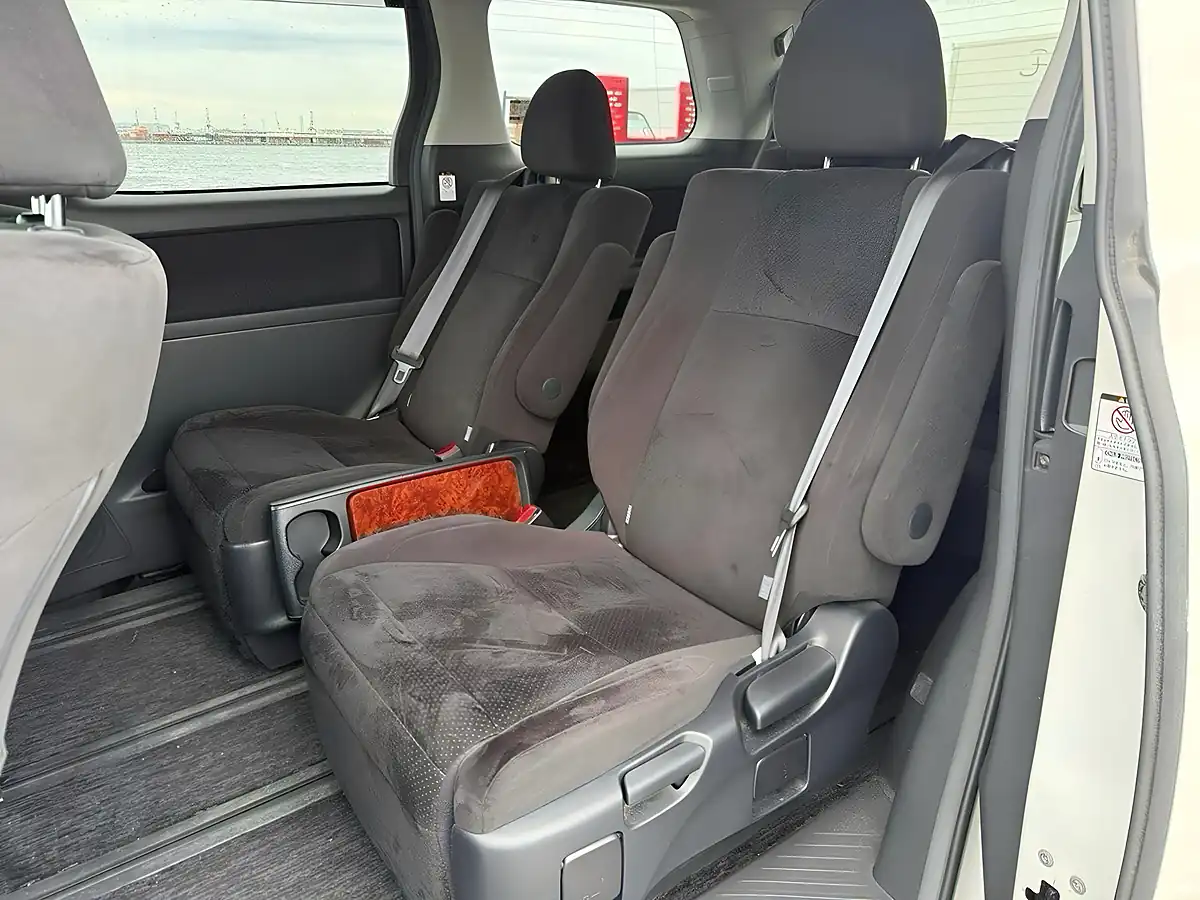 Used 2010 Toyota Vellfire Z Platinum Selection (7 Seater) White - Interior and Exterior details 15