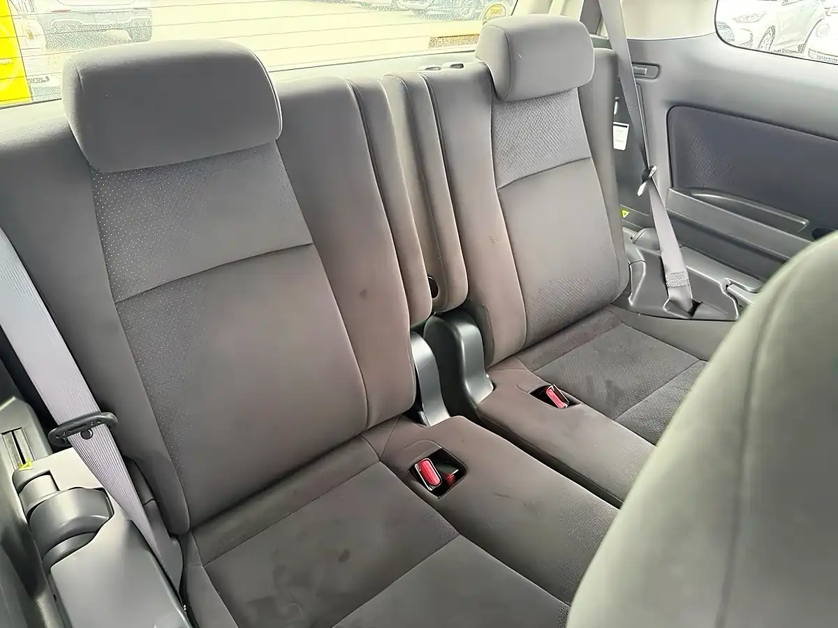 Used 2010 Toyota Vellfire Z Platinum Selection (7 Seater) White - Interior and Exterior details 17