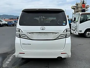 Used 2010 Toyota Vellfire Z Platinum Selection (7 Seater) White - Interior and Exterior details 8