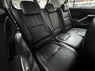 Used 2010 Toyota Verso T Spirit Red - Interior and Exterior details 10