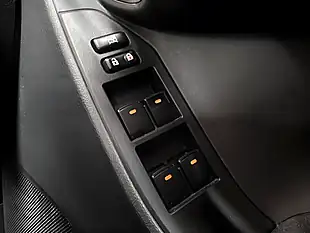 Used 2010 Toyota Verso T Spirit Red - Interior and Exterior details 18
