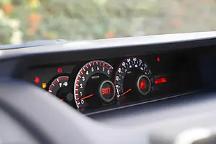 Used 2010 Toyota Voxy Zs White - Interior and Exterior details 14