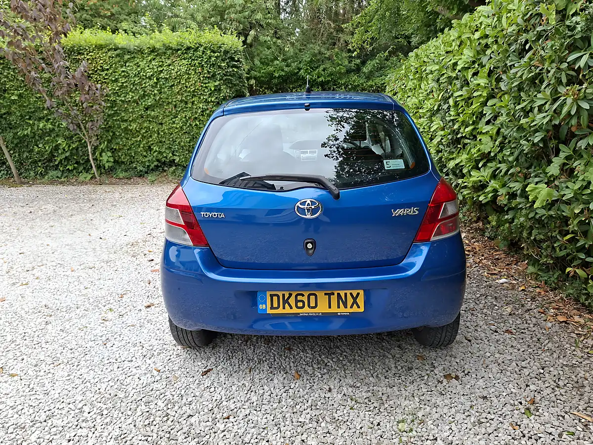 Used 2010 Toyota Yaris Hatchback Blue - Interior and Exterior details 8