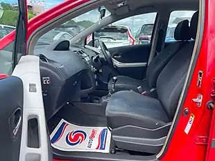Used 2010 Toyota Yaris Tr Red - Interior and Exterior details 14