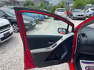 Used 2010 Toyota Yaris Tr Red - Interior and Exterior details 16