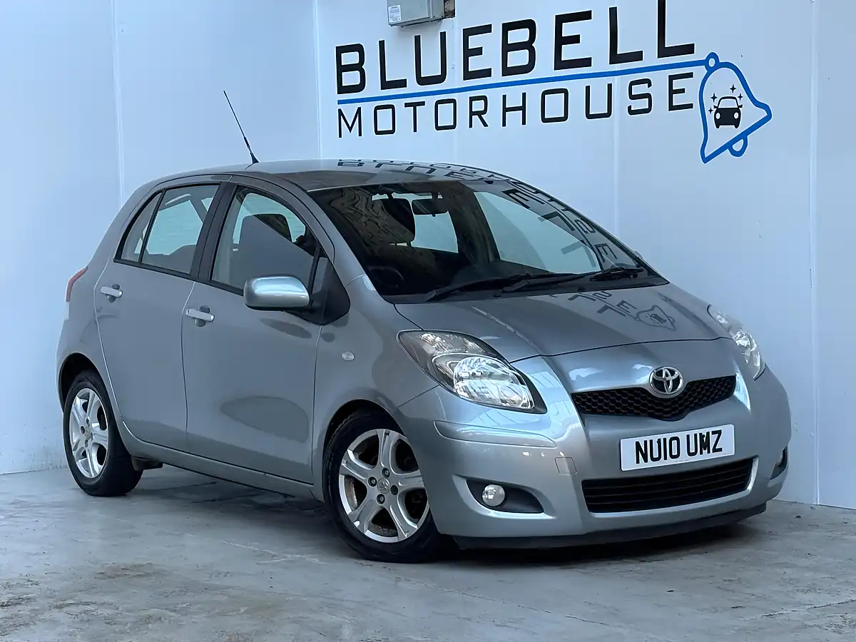 Used 2010 Toyota Yaris Tr Silver - Front View