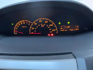 Used 2010 Toyota Yaris Tr Silver - Interior and Exterior details 11