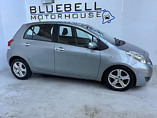 Used 2010 Toyota Yaris Tr Silver - Interior and Exterior details 7
