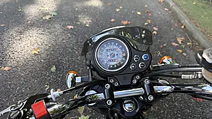 Used 2010 Triumph Bonneville Black - Interior and Exterior details 10