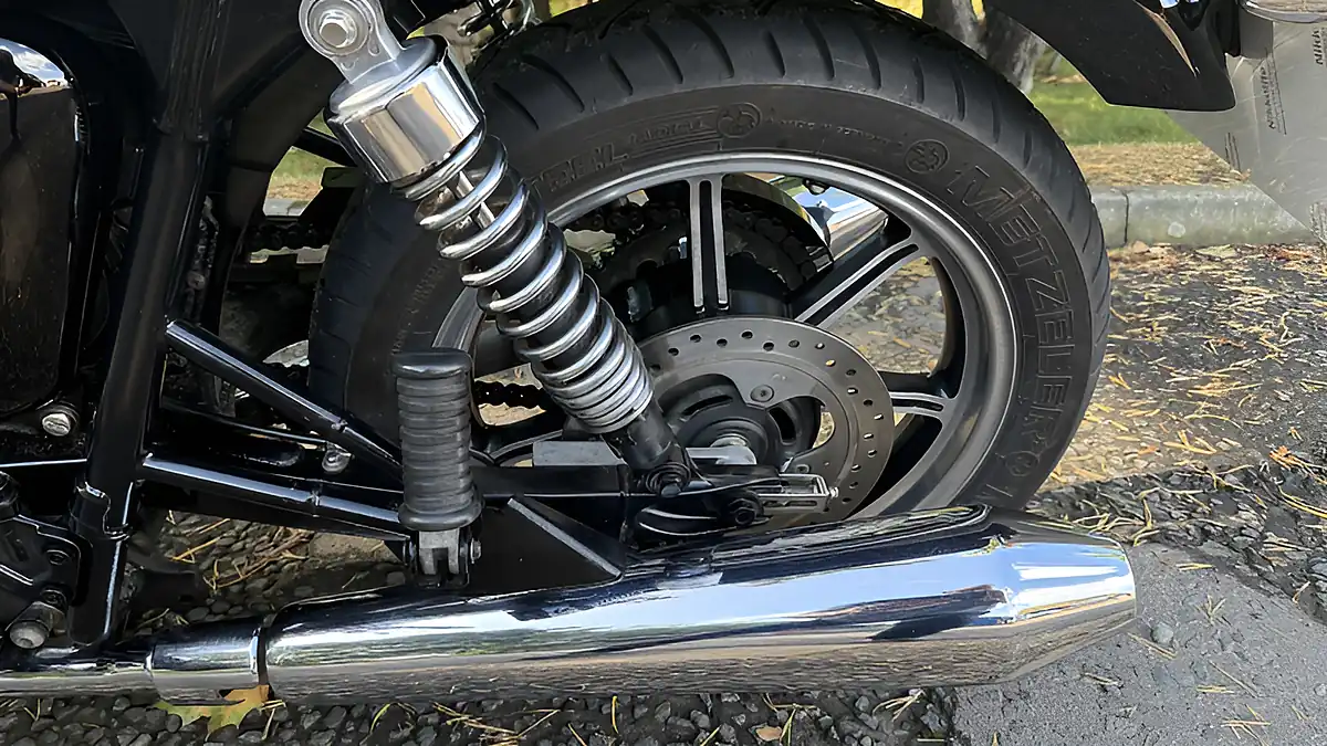 Used 2010 Triumph Bonneville Black - Interior and Exterior details 13