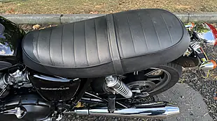 Used 2010 Triumph Bonneville Black - Interior and Exterior details 14