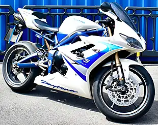 Used 2010 Triumph Daytona 675 Super Sports White - Interior and Exterior details 2