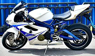 Used 2010 Triumph Daytona 675 Super Sports White - Interior and Exterior details 5