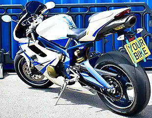 Used 2010 Triumph Daytona 675 Super Sports White - Interior and Exterior details 6