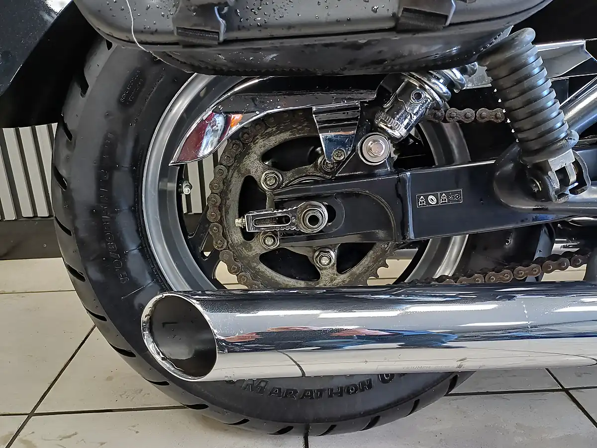Used 2010 Triumph Speed Master Black/White - Interior and Exterior details 19