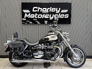 Used 2010 Triumph Speed Master Black/White - Interior and Exterior details 7