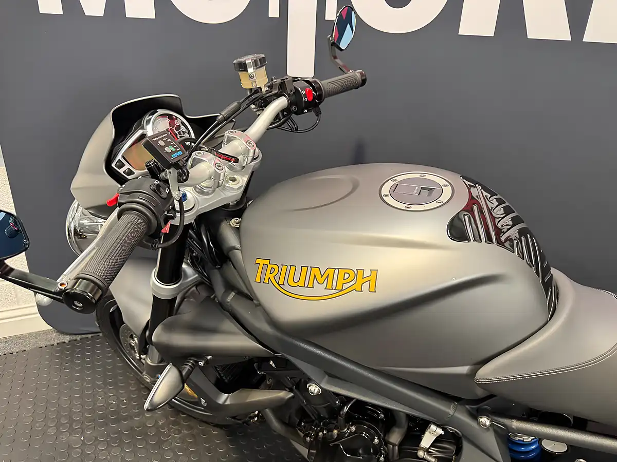 Used 2010 Triumph Street Triple 675 - Interior and Exterior details 17