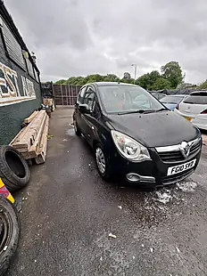 Used 2010 Vauxhall Agila - Interior and Exterior details 9