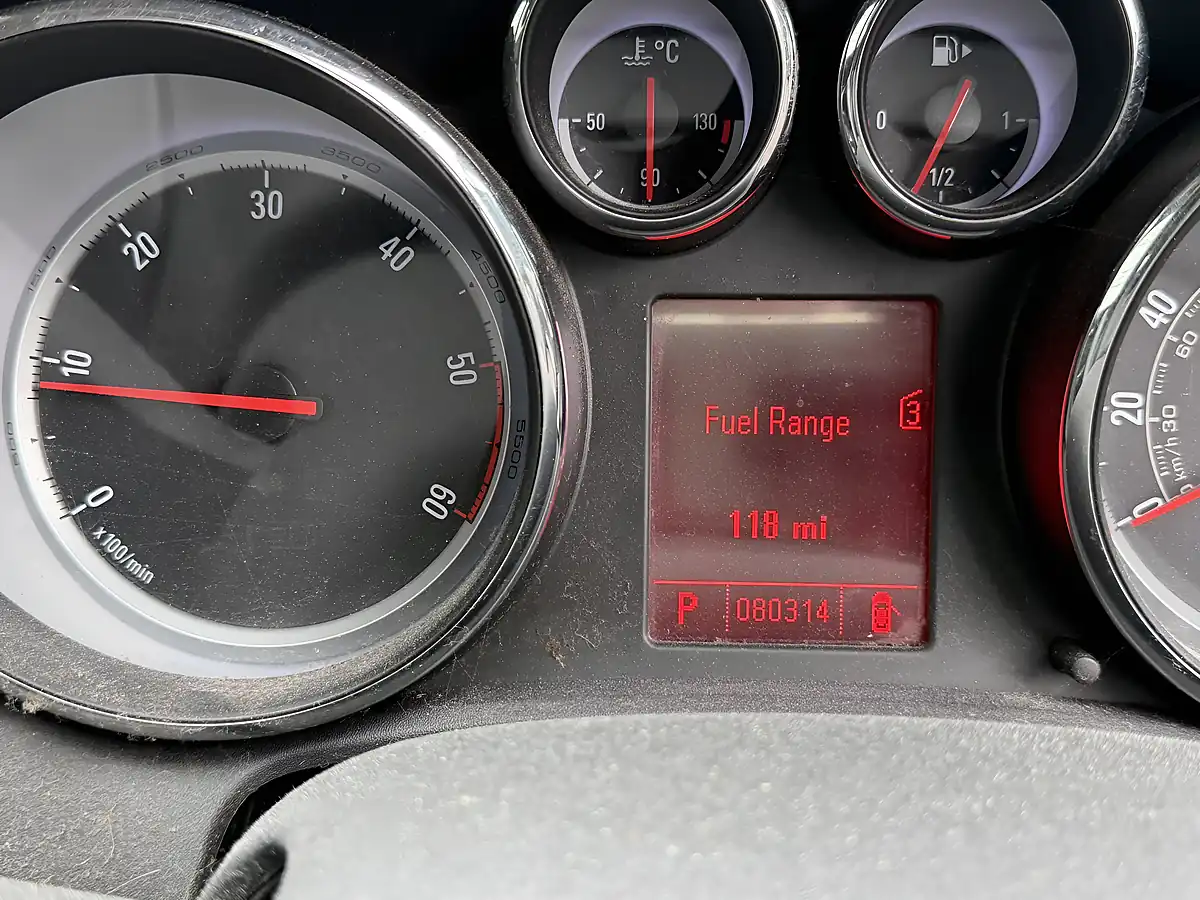 Used 2010 Vauxhall Astra Elite Black - Interior and Exterior details 10