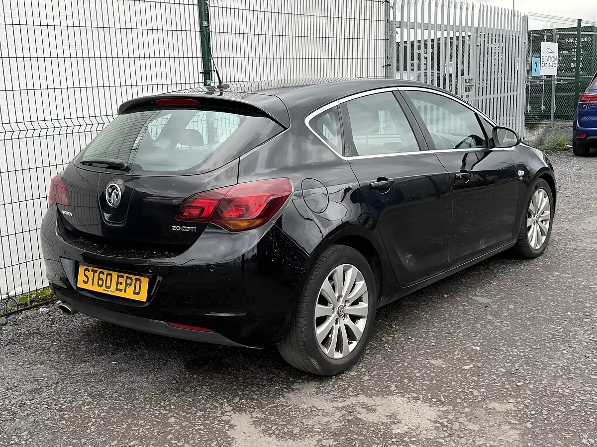 Used 2010 Vauxhall Astra Elite Black - Interior and Exterior details 2