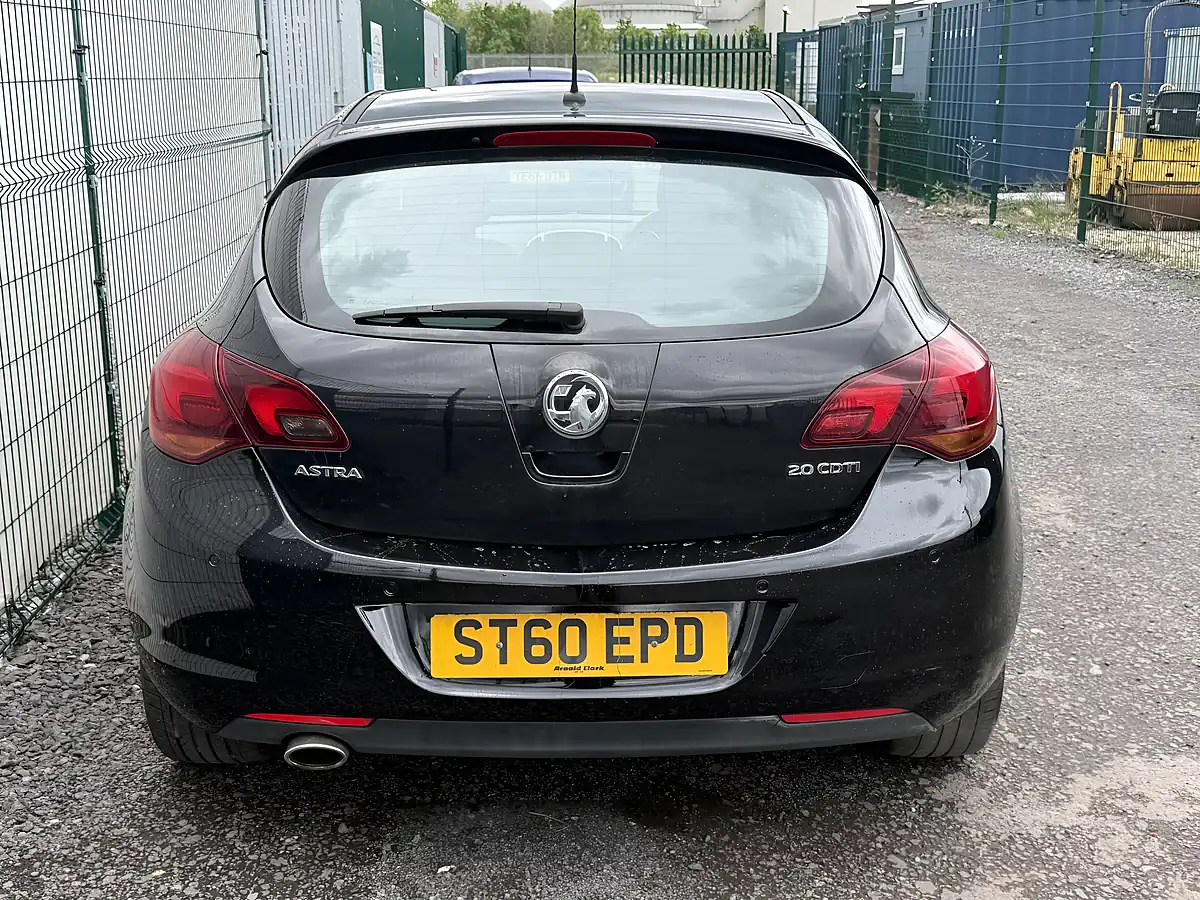 Used 2010 Vauxhall Astra Elite Black - Interior and Exterior details 5