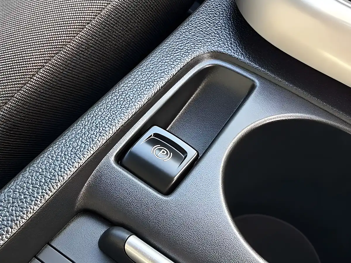 Used 2010 Vauxhall Astra Exclusiv Blue - Interior and Exterior details 13