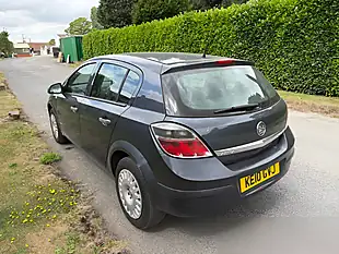 Used 2010 Vauxhall Astra Life Metro Blue - Interior and Exterior details 6