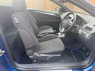 Used 2010 Vauxhall Astra Sri Blue - Interior and Exterior details 11