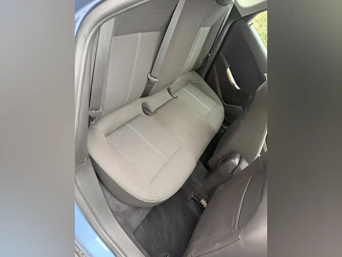 Used 2010 Vauxhall Astra Sri Light Blue - Interior and Exterior details 13