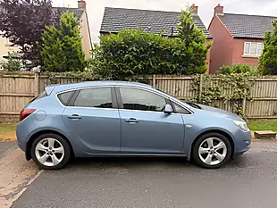 Used 2010 Vauxhall Astra Sri Light Blue - Interior and Exterior details 4