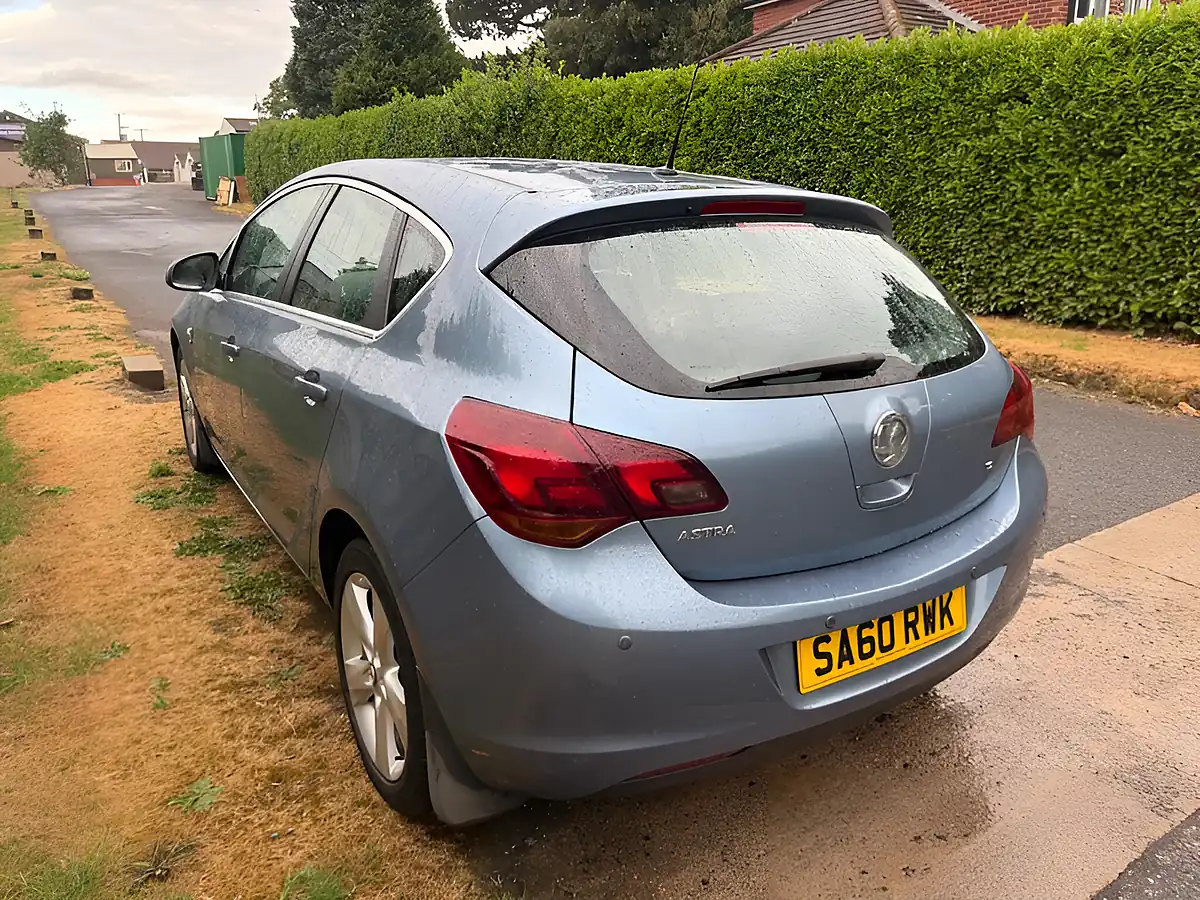 Used 2010 Vauxhall Astra Sri Light Blue - Interior and Exterior details 7