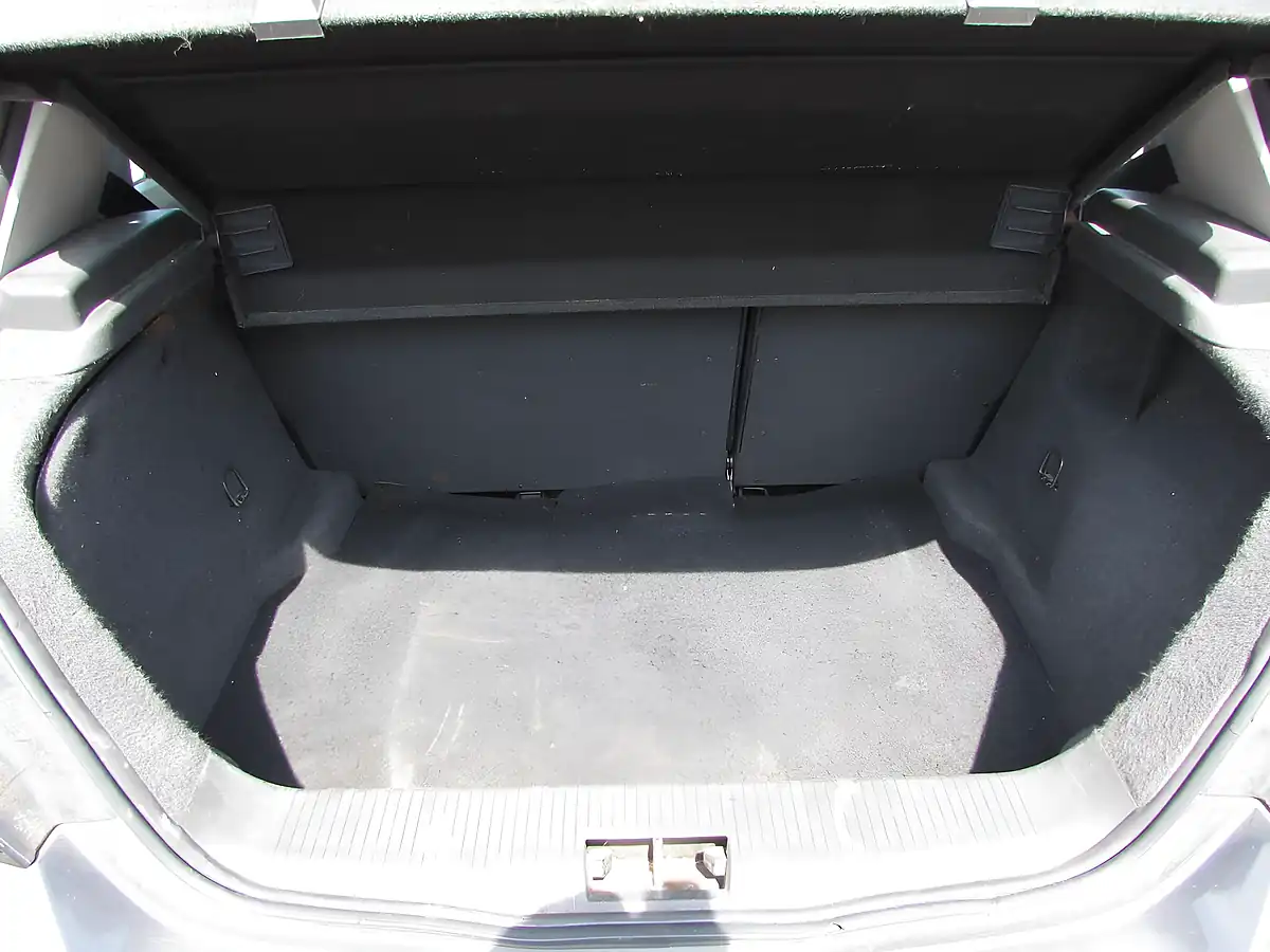 Used 2010 Vauxhall Astra Sxi Grey - Interior and Exterior details 11