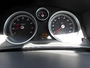 Used 2010 Vauxhall Astra Sxi Grey - Interior and Exterior details 12
