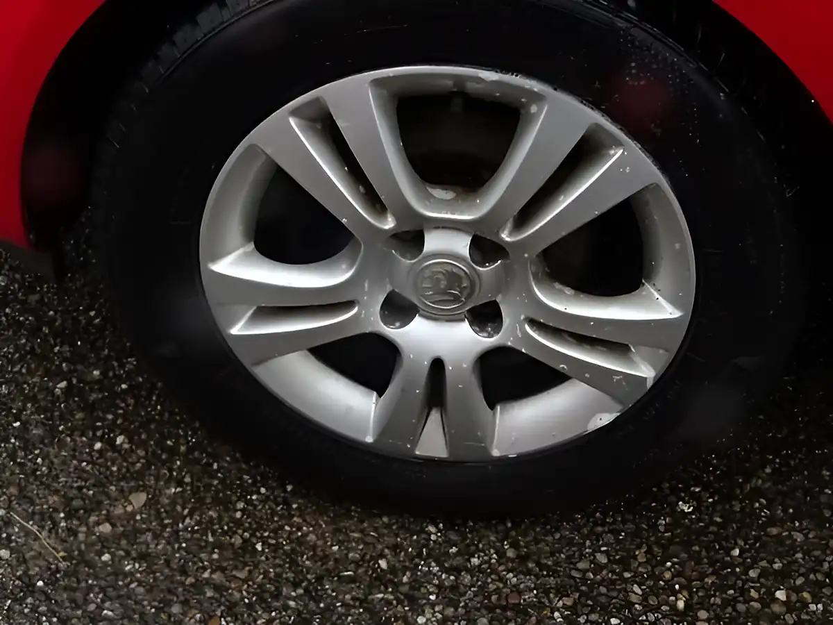 Used 2010 Vauxhall Corsa Energy Red - Interior and Exterior details 15