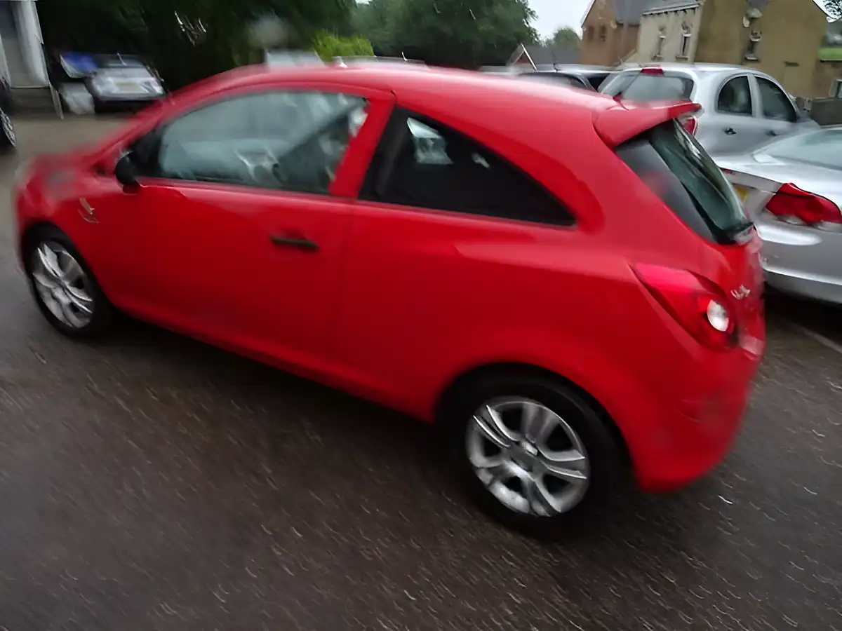 Used 2010 Vauxhall Corsa Energy Red - Interior and Exterior details 6