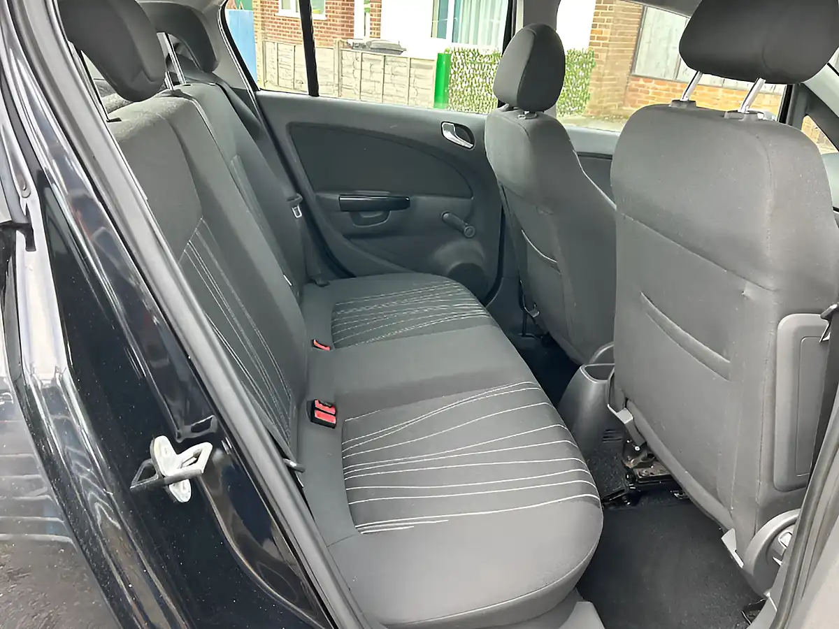 Used 2010 Vauxhall Corsa Exclusiv Black - Interior and Exterior details 11