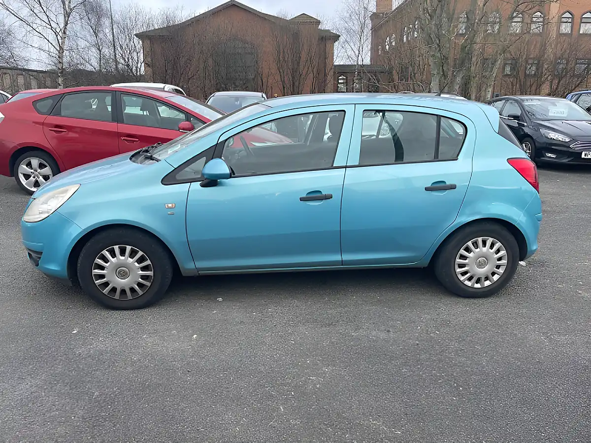 Used 2010 Vauxhall Corsa S Blue - Interior and Exterior details 5