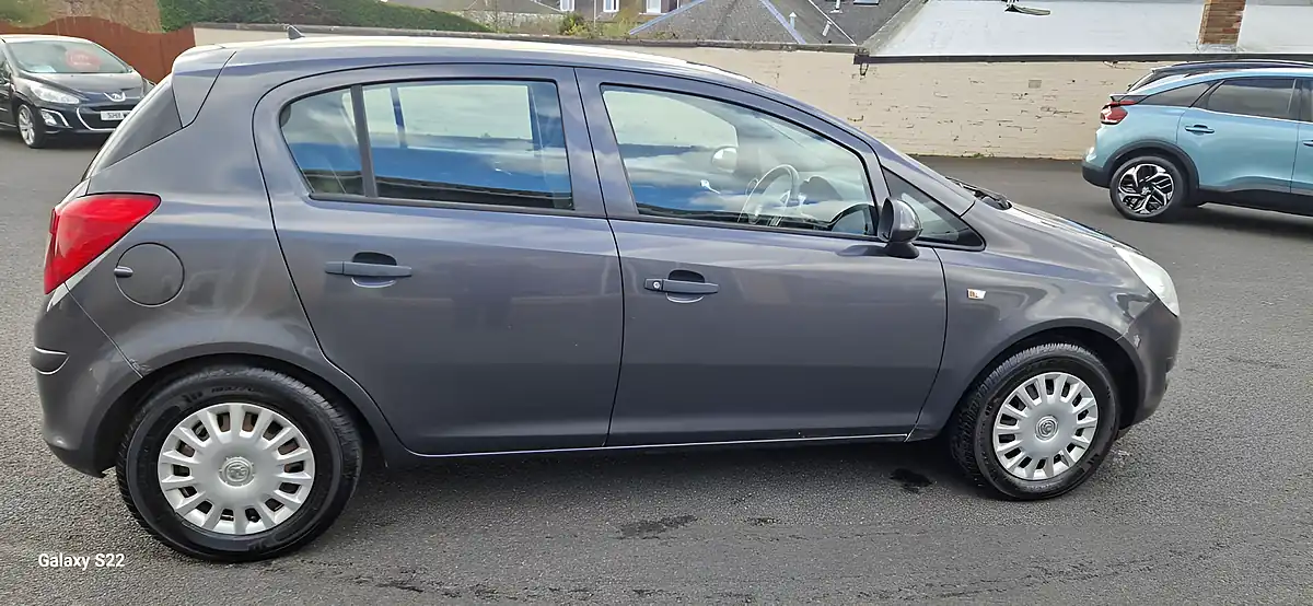 Used 2010 Vauxhall Corsa S Grey - Interior and Exterior details 11