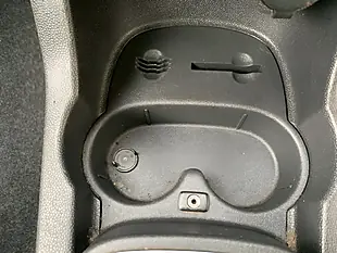 Used 2010 Vauxhall Corsa Se Silver - Interior and Exterior details 15