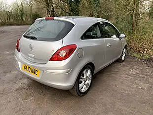 Used 2010 Vauxhall Corsa Se Silver - Interior and Exterior details 5