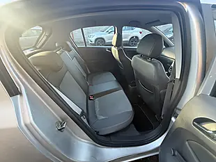 Used 2010 Vauxhall Corsa Se Silver - Interior and Exterior details 16